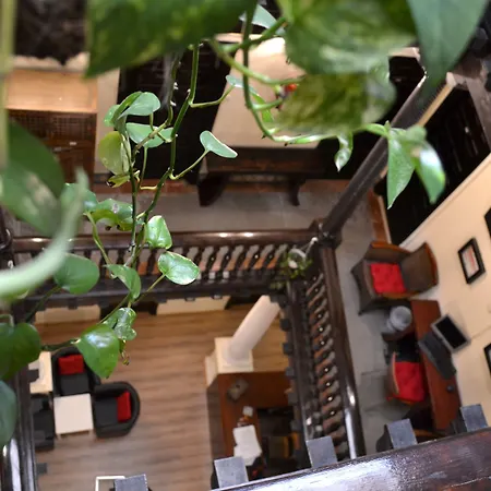 ヌエボ スイソ ベッド・アンド・ブレックファスト セビリア