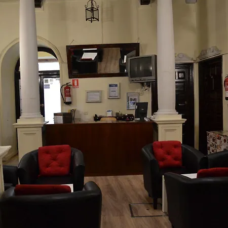 ヌエボ スイソ 2* セビリア